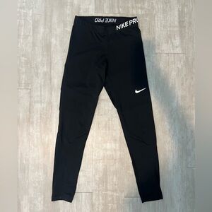 Black Nike Pro Leggings